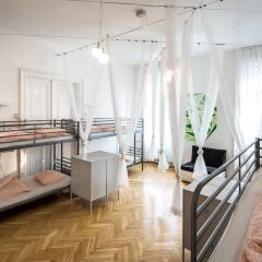 Отель Avenue Hostel Венгрия, Будапешт - 1 отзыв об отеле, цены и фото номеров - забронировать отель Avenue Hostel онлайн комната для гостей фото 2