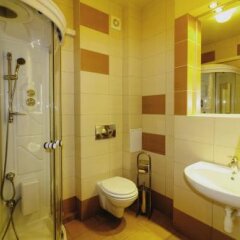 HotelsLublin in Lublin, Poland from 77$, photos, reviews - zenhotels.com bathroom photo 3