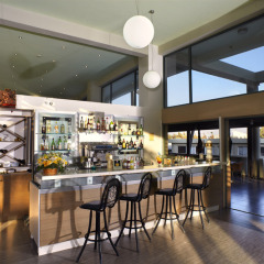 Отель Virginia Family Suites гостиничный бар