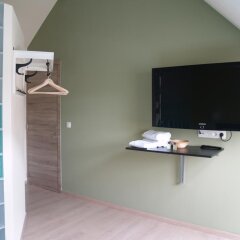 Отель B&B Antwerp Harbour View удобства в номере