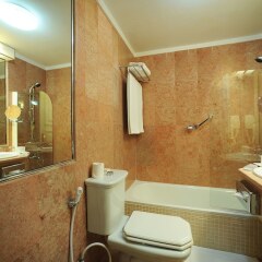 Le Royal Hotel ванная