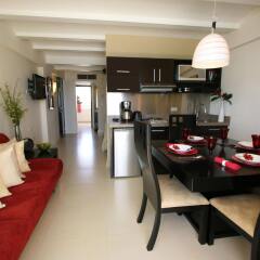Отель Las Flores Beach Resort в номере фото 2