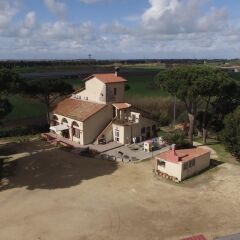 Отель Agriturismo Il Poderino Италия, Тарквиния - отзывы, цены и фото номеров - забронировать отель Agriturismo Il Poderino онлайн приотельная территория фото 2