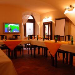 Iron Gate Hotel and Suites