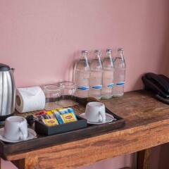 Отель Feung Nakorn Balcony Rooms and Cafe удобства в номере