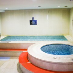 Отель Sheraton Xiamen Hotel Китай, Сямынь - отзывы, цены и фото номеров - забронировать отель Sheraton Xiamen Hotel онлайн бассейн фото 3