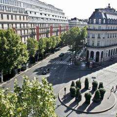 Отель Orion Paris Haussman балкон