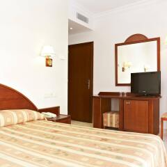Universal Hotel Aquamarin комната для гостей фото 2