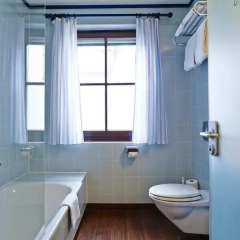 Отель K6 Rooms by Der Salzburger Hof Австрия, Зальцбург - отзывы, цены и фото номеров - забронировать отель K6 Rooms by Der Salzburger Hof онлайн ванная