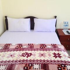 Отель Phuong Hong Guesthouse Далат комната для гостей фото 2