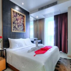 Отель Admiral Premier Sukhumvit 23 By Compass Hospitality Бангкок комната для гостей фото 3