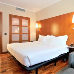 AC Hotel Genova by Marriott Генуя комната для гостей фото 5
