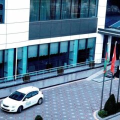 Отель Divan Express Baku Азербайджан, Баку - 1 отзыв об отеле, цены и фото номеров - забронировать отель Divan Express Baku онлайн парковка