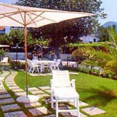 Hotel La Costiera Аджерола