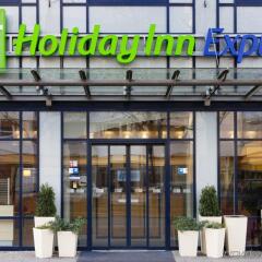 Отель Holiday Inn Express Berlin City Centre фото 3