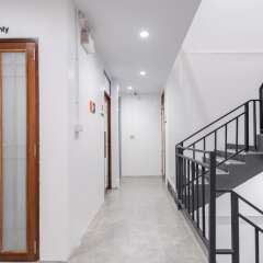 Tiny Taladnoi Hostel Бангкок интерьер отеля