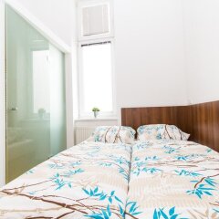 Апартаменты Leonhard Apartments Vienna Вена сейф в номере