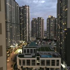 Апартаменты Vinhomes Central Park - Luxury Apartment комната для гостей