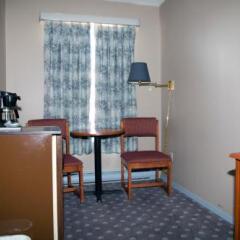 Valemount Hotel удобства в номере фото 2