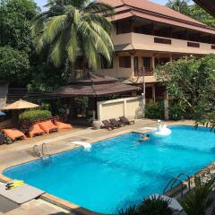 Отель Asia Resort Koh Tao бассейн