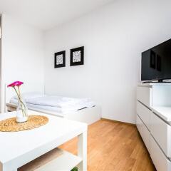 Апартаменты Apartment Höhenberg in Messenähe Кёльн комната для гостей фото 4
