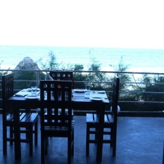 Отель Trinco Beach Hotel Шри-Ланка, Тринкомали - отзывы, цены и фото номеров - забронировать отель Trinco Beach Hotel онлайн балкон