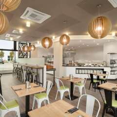Отель Super 8 Munich City West гостиничный бар
