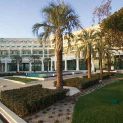 Отель Las Arenas Balneario Resort Испания, Валенсия - 1 отзыв об отеле, цены и фото номеров - забронировать отель Las Arenas Balneario Resort онлайн