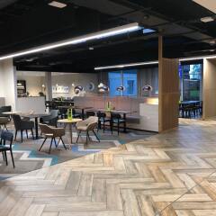 Отель Hampton by Hilton Bristol Airport бассейн