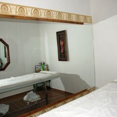 Elegant Lodge Hotel сейф в номере