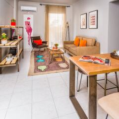 Отель Aris Athens Suites развлечения