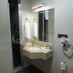 Cinarpark Hotel Турция, Кёрфез - отзывы, цены и фото номеров - забронировать отель Cinarpark Hotel онлайн ванная фото 2