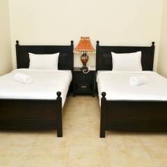 Отель Sara Hotel Apartment ОАЭ, Аджман - отзывы, цены и фото номеров - забронировать отель Sara Hotel Apartment онлайн сейф в номере