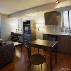Отель Sandman Suites Vancouver on Davie Канада, Ванкувер - отзывы, цены и фото номеров - забронировать отель Sandman Suites Vancouver on Davie онлайн в номере фото 2
