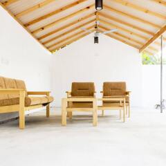 Отель Holiday Cottage балкон
