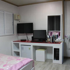 Отель E-Motel Южная Корея, Пхёнчан - отзывы, цены и фото номеров - забронировать отель E-Motel онлайн удобства в номере фото 2