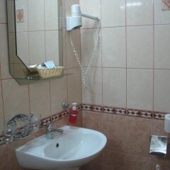 Гостиница Алые Паруса в Калуге 2 отзыва об отеле, цены и фото номеров - забронировать гостиницу Алые Паруса онлайн Калуга ванная