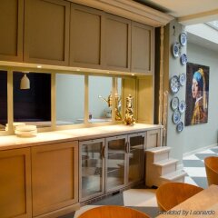 Отель Cityden Museum Square Hotel Apartments Нидерланды, Амстердам - отзывы, цены и фото номеров - забронировать отель Cityden Museum Square Hotel Apartments онлайн гостиничный бар