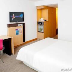 Отель Novotel Wroclaw City Польша, Вроцлав - отзывы, цены и фото номеров - забронировать отель Novotel Wroclaw City онлайн