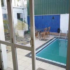 Negombo Blue Villa Hotel балкон