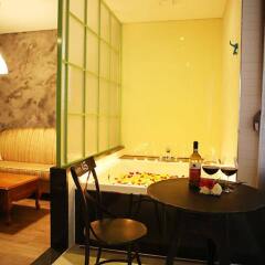 K City Hotel питание