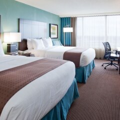 Отель Holiday Inn & Suites Pointe-Claire Montreal Airport Канада, Монреаль - отзывы, цены и фото номеров - забронировать отель Holiday Inn & Suites Pointe-Claire Montreal Airport онлайн фото 6
