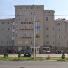 Гостиница Сюрприз на Космонавтов парковка