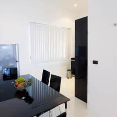 Отель Sunset Plaza Phuket A5 комната для гостей фото 22