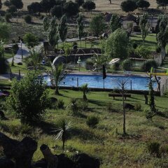Отель El rincón de Cabañeros бассейн