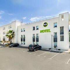 Отель B&B Hôtel CANNES Ouest La Bocca парковка