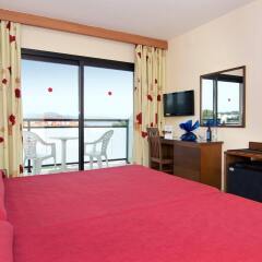 Hotel Puente Real удобства в номере