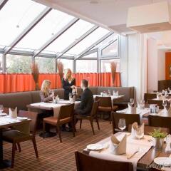 Отель Mercure Hotel München Neuperlach Süd Германия, Мюнхен - 9 отзывов об отеле, цены и фото номеров - забронировать отель Mercure Hotel München Neuperlach Süd онлайн питание фото 3