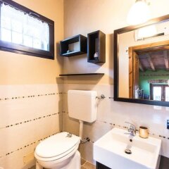 Отель Villa Gaia Италия, Сан-Мартино-Сиккомарио - отзывы, цены и фото номеров - забронировать отель Villa Gaia онлайн ванная фото 2