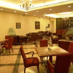 Отель The LaLiT Mumbai питание